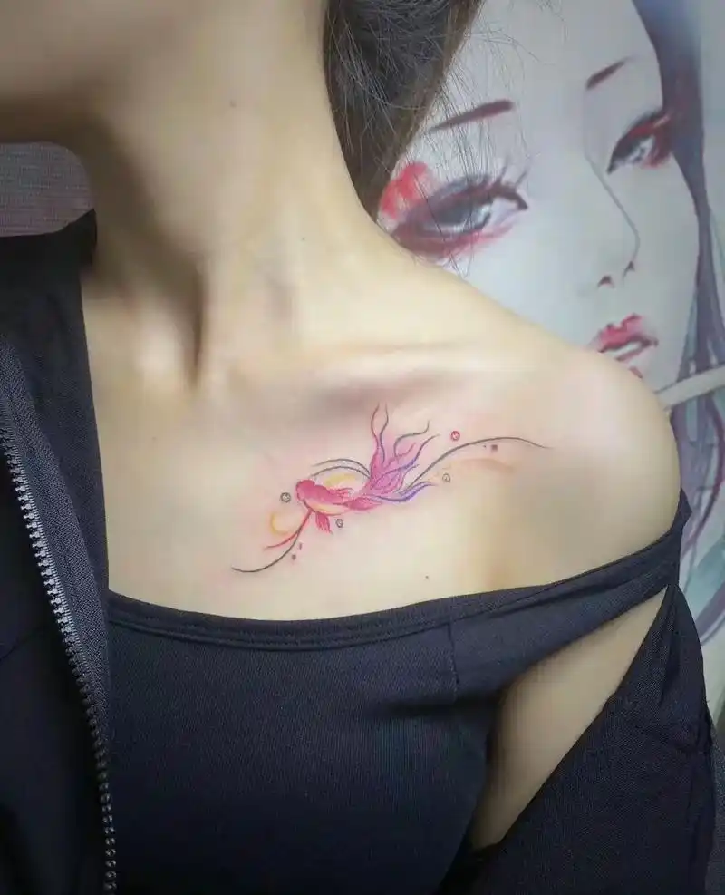 女生锁骨文身#适合女生的纹身图案推荐 #未成年禁止纹身 #防 - 抖音