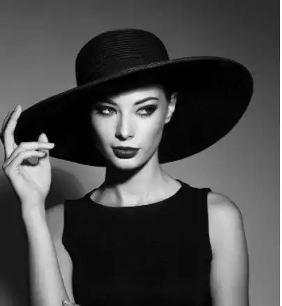 真正气场强大的女人并不一定目光凌厉而是有这三大特征