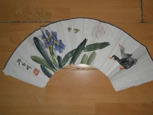 曾经孔网拍下著名画家娄师白扇面一幅,保手绘,有齐家风范