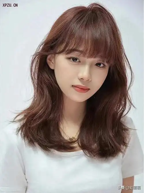 让整个头发看起来灵动自然,让五官特别完美,让整体看起来很有女人味