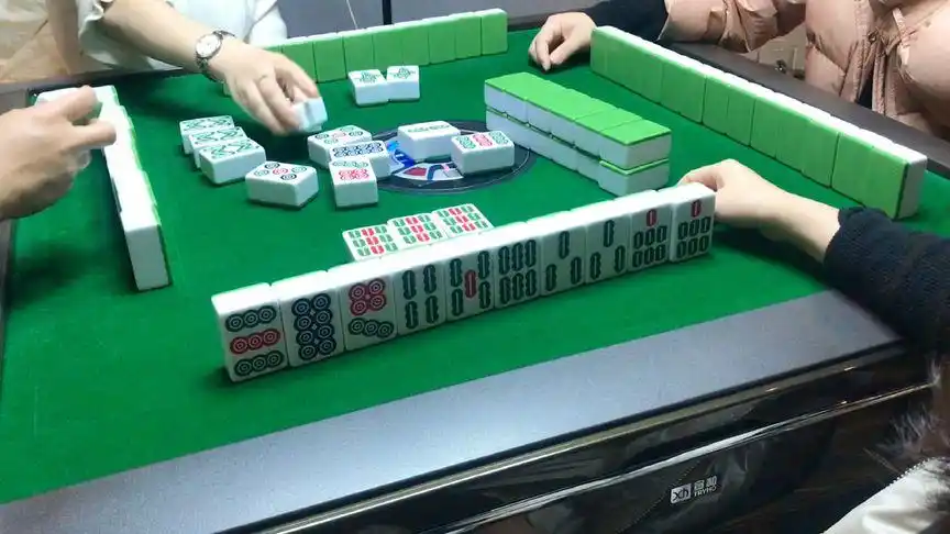 四川两门麻将血战,真人实拍