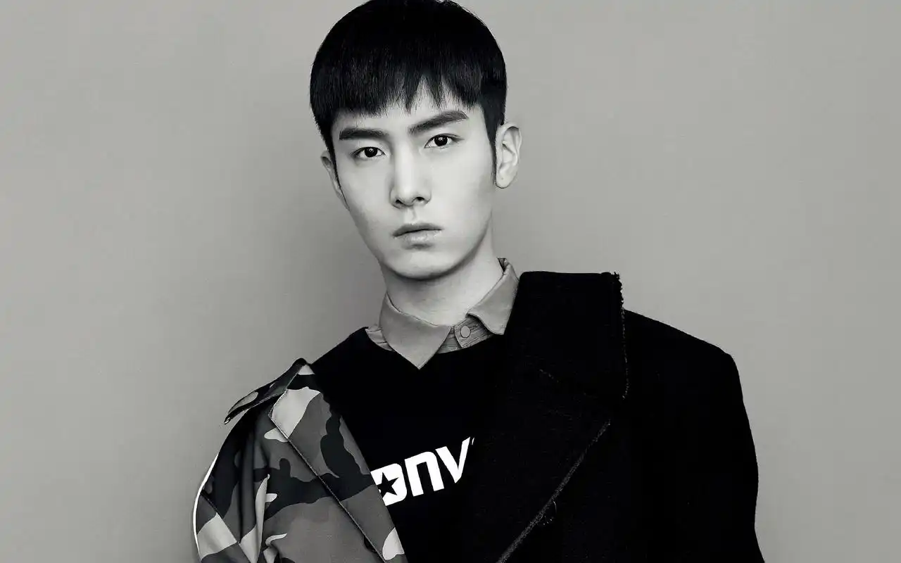 盛一伦帅气潮流壁纸_当红小生盛一伦写真