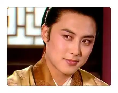 各位,87版红楼梦贾琏的剧照可否给我发一波?