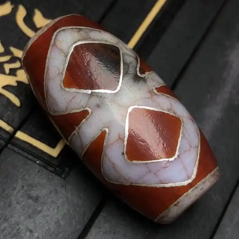 金刚杵天珠.903980藏区回流老料高油包浆镶嵌银丝血丝【金 - 抖音