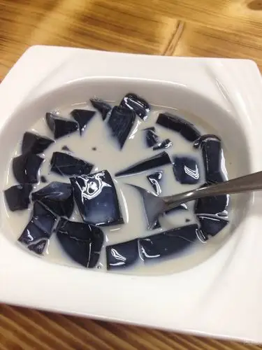 梧州双钱龟苓膏(德庆店)