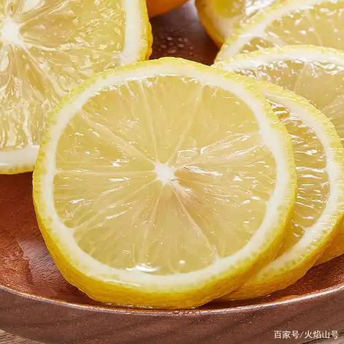 很很很很很很酸的柠檬