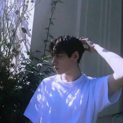 霸气高冷超拽2018男生头像 重要的是彼此的心在一起