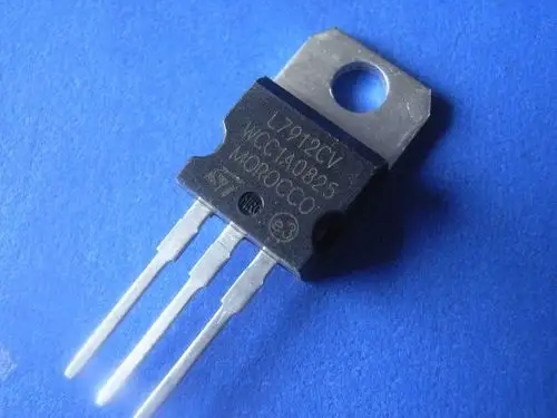 l7912负极性三端稳压器芯片