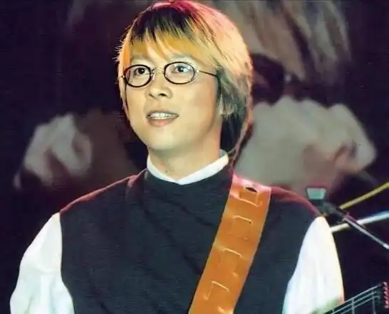 31岁车祸离世的张雨生,你以为他是喝高了,狂飙,其实真相并非如