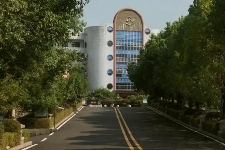 衡阳县第四中学