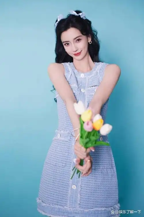 angelababy分享初恋经历,展示婚礼场地,首次公开可爱婴儿照片