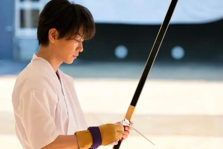 佐藤健一半蓝色