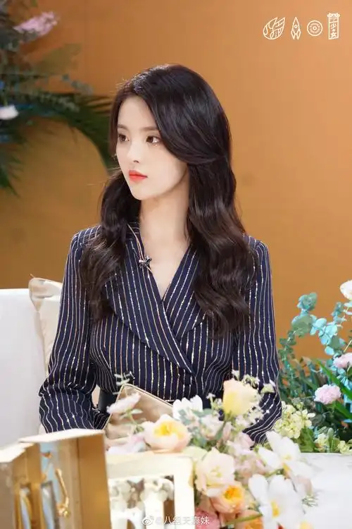 杨超越今天直播一小时这是什么水平