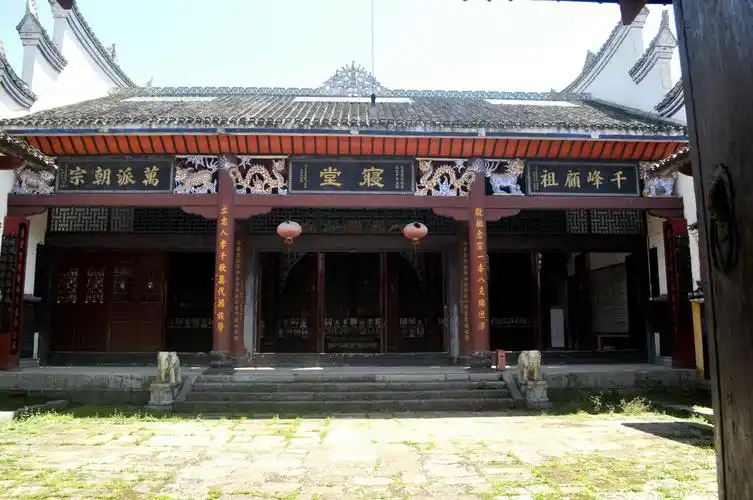 访全国最大的曾氏宗祠