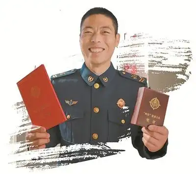 中部战区空军航空兵某旅四级军士长赵长慧写给父母的信最想对你们说