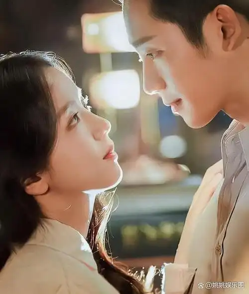 "小汤唯"大方承认恋情,男方说是高攀,丁海寅在评论区里沦陷了