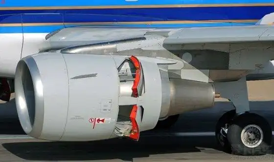 看了c-17的发动机反推,真的挺牛逼的!