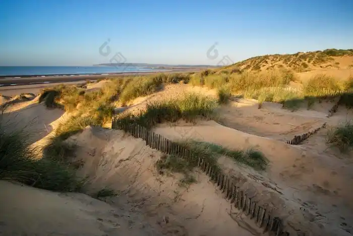 包图网提供精美好看的海边沙土素材免费下载,本次作品主题是摄影图