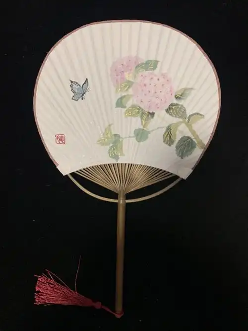 手绘绣球团扇