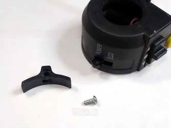 拆个电动车的左把手开关感觉好山呐