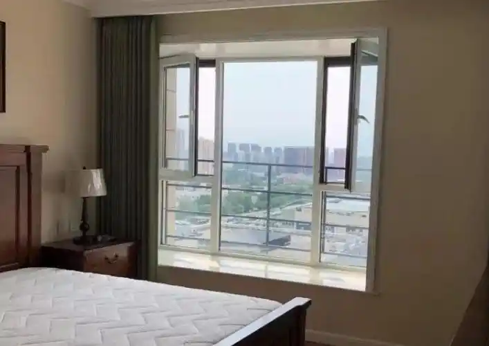 窗户不包窗套用护角行吗