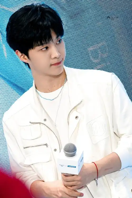 范丞丞碧柔品牌代言人##范丞丞直播