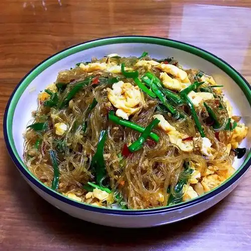 鸡蛋粉丝炒韭菜,简单快手家常下饭菜