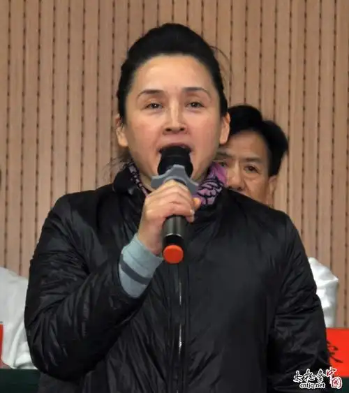温县人民政府副县长李美玲宣布闭幕