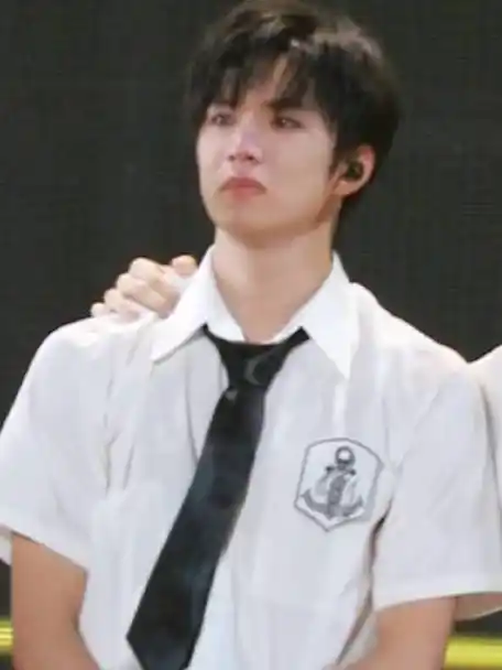 last night#  last night -时代少年团-刘耀文没有鬓角的圆脸狗的微博