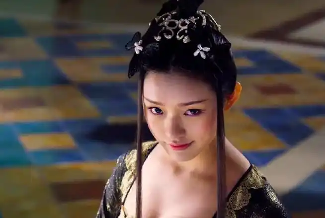 林允这下真成白月光了