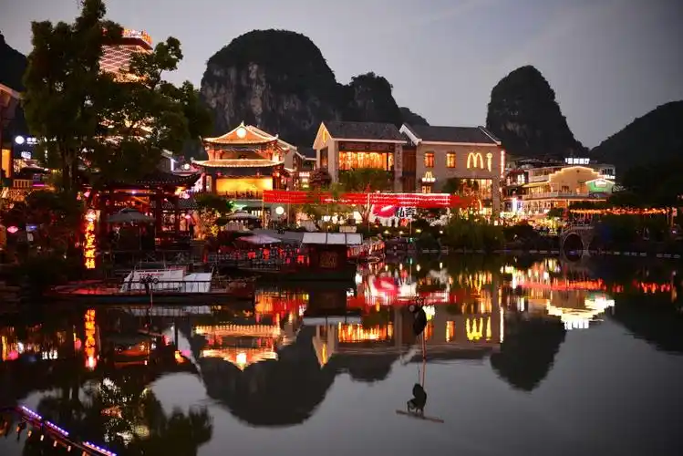 不夜小城～阳朔西街夜景