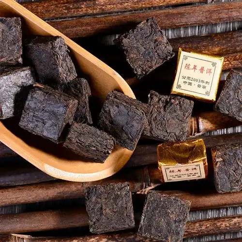 云南特产普洱茶熟茶老茶头茶砖陈年老茶小金砖十年以上散装500g