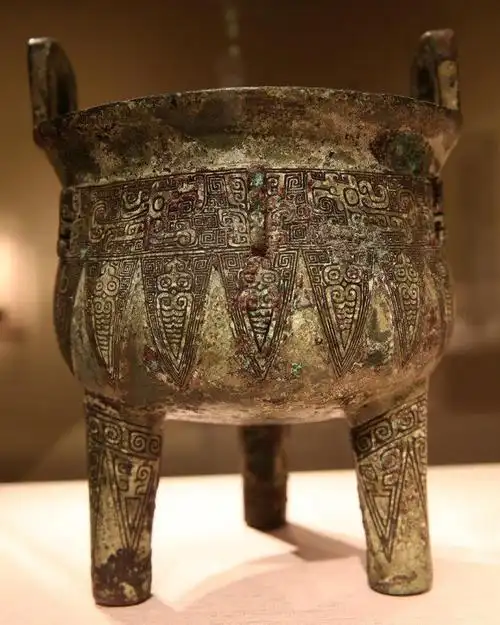 中国艺术史鉴赏青铜器1夏商周兽纹鼎爵尊等多图