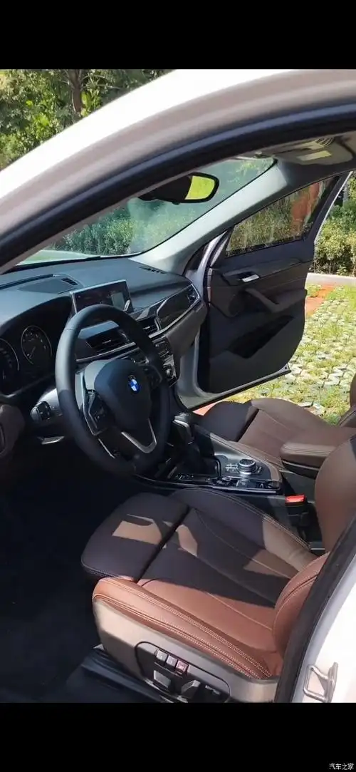 精致时尚 运动年轻,这就是宝马x2的内饰感受