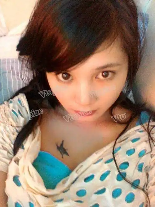 我的资料 身高166 体重53kg 胸围36c 年龄19 来自江苏