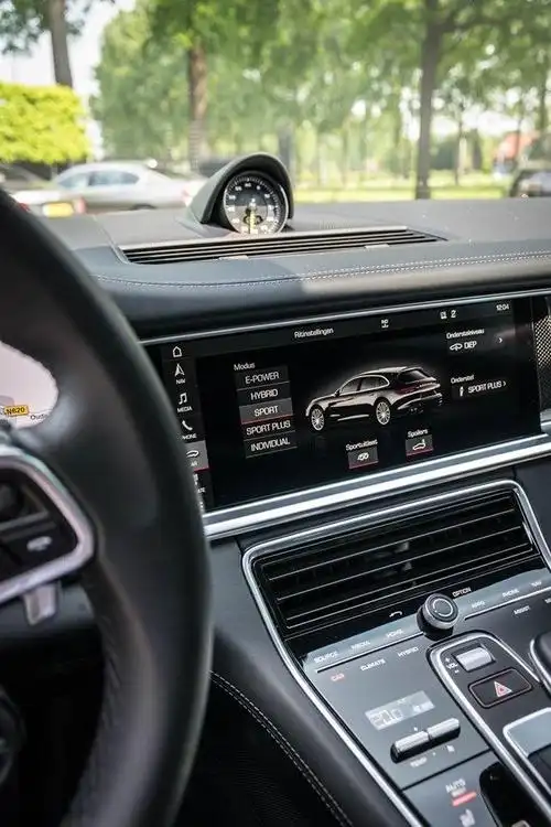 2018款保时捷panamera 4e-hybrid,保时捷panamera 4e-hybrid中控台