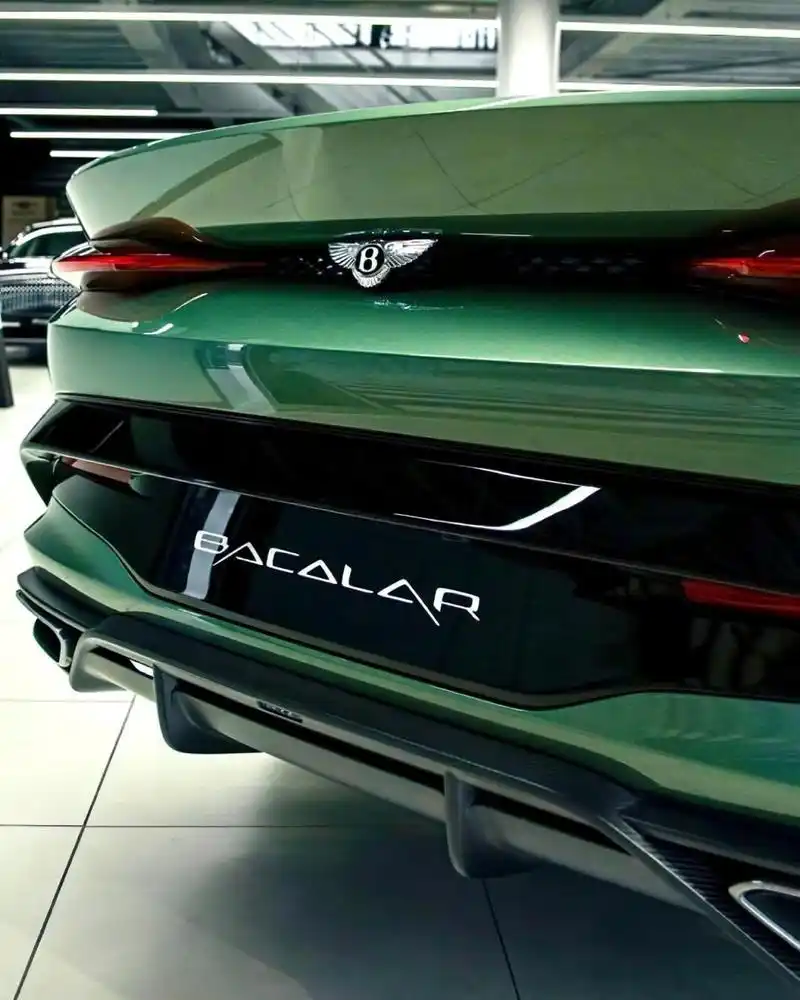 宾利bentley bacalar 超好看的颜色你喜欢吗 动力方面,搭载性能进一步