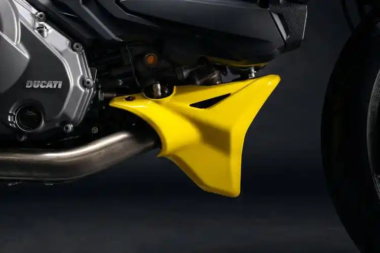 致敬一级方程式车手,杜卡迪 monster 塞纳限量版