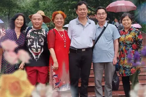 流溪河水电厂70届暨工友聚会于广州云台花园二《5月4日盘满钵满》