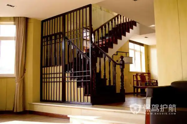 楼梯屏风隔断的风水-隔断墙装修