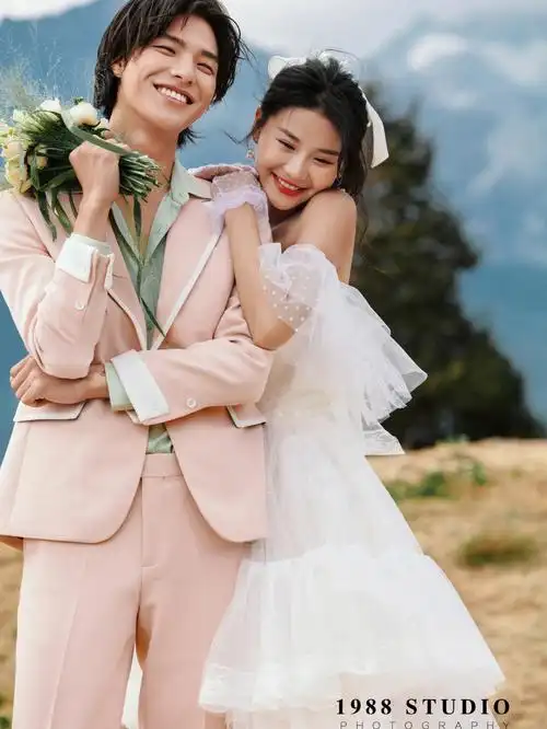 外景婚纱照森系婚纱照