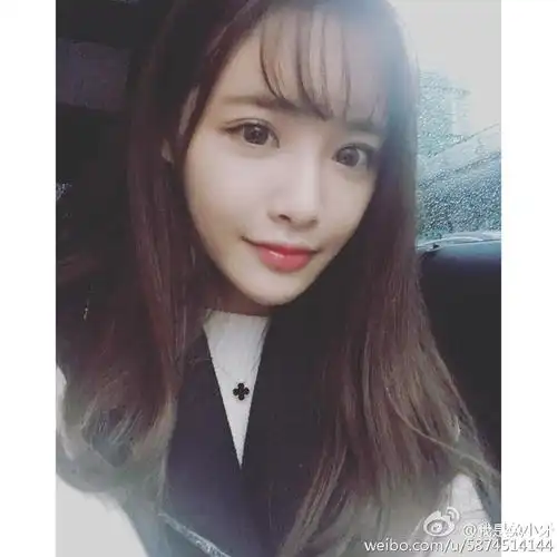 兔子牙最新照片 大眼小脸活脱脱的一副美人像20p