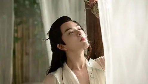 鹅家有新片#银花火树小说《十月蛇胎》倾情改编电影甜爱来袭!