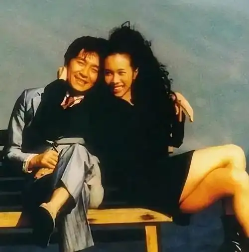 她在最红的时候想嫁给他,可惜,周星驰在最红的时候没有娶她