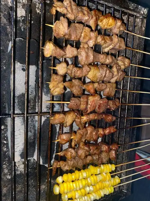 在家自己做烧烤也不错