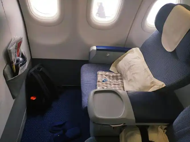 登机口升舱,a320公务舱体验