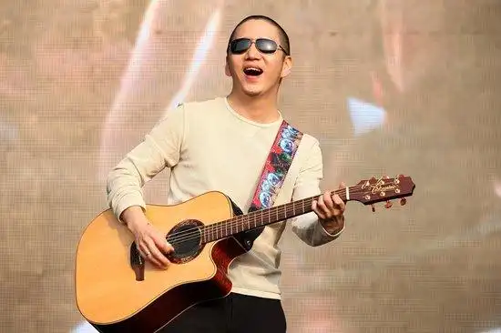 郝云首登迷笛音乐节上海站 受乐迷热捧加时献唱