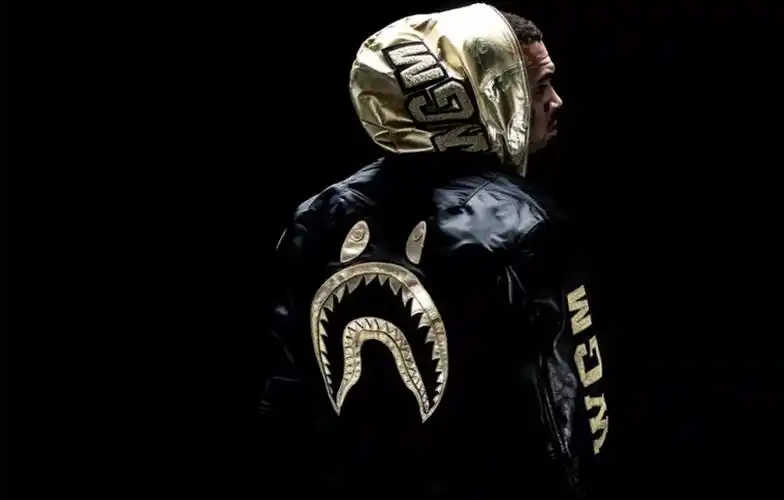 两万块的bape现在还会有人买吗