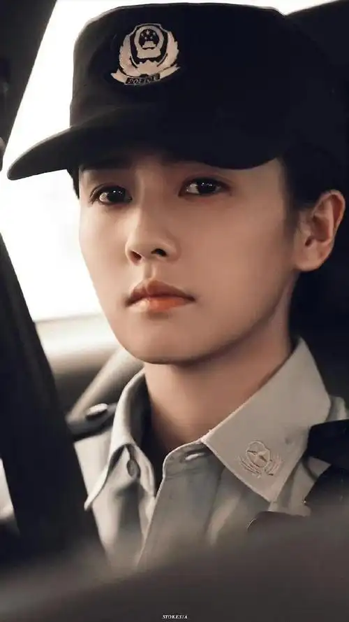 白鹿:我很庆幸能勇敢选择出演警察荣誉,会以更好的面貌下次相见