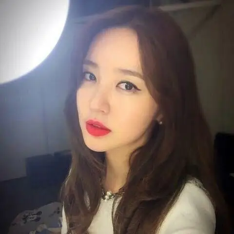 韩潮女星尹恩惠头像集